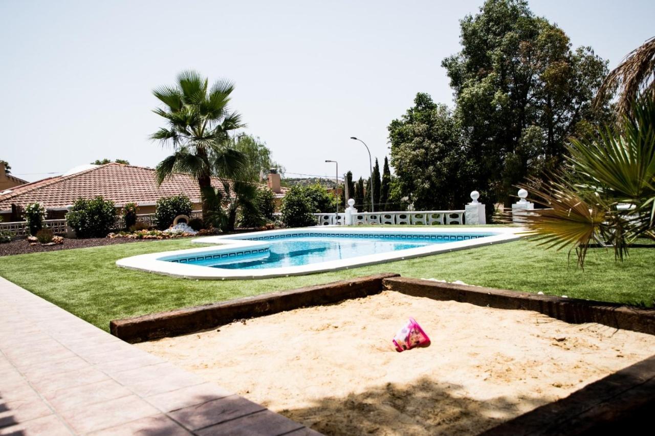 Gran chalet familiar con piscina privada y bbq Alicante Exterior foto